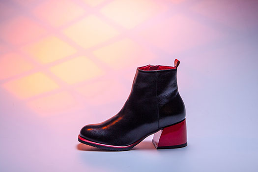 Бестселлеры новой коллекции SALIMEX этой весны ботильоны, ботинки, туфли и босоножки с новыми цветовыми решениями дизайнеров.