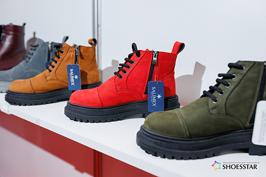 На обувной выставке SHOESSTAR-Урал 2021 г. Екатеринбург. представлена новая коллекция женской обуви SALIMEX осень-зима 2022-2023.
